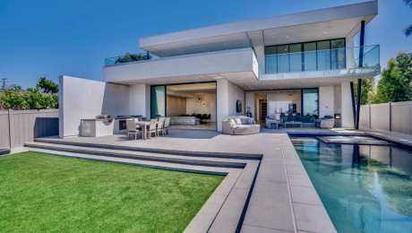 San Diego Modern Home, backyard and exterior
